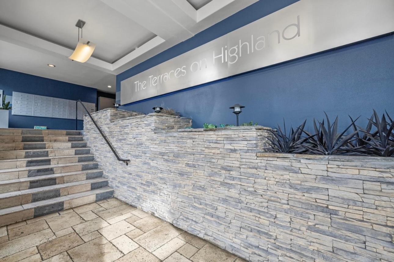 Elegant Hollywood Retreat - Spacious 2Br 2Ba Condo With Resort-Style Amenities لوس أنجلوس المظهر الخارجي الصورة